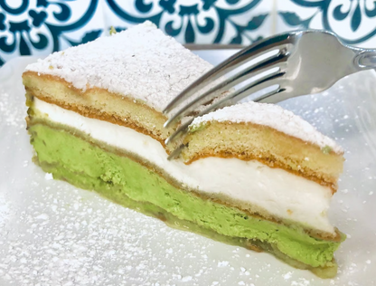 Pistachio & Ricotta Cake